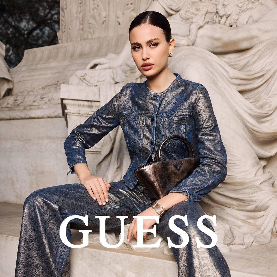 Odkryj najnowszą kolekcję marki GUESS i stwórz idealny jesienny look >